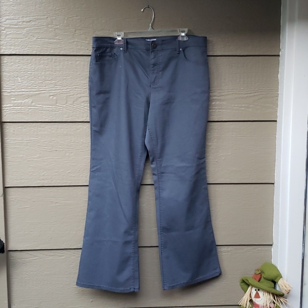 Susan Graver 18W dark gray twill jeans, five pocket wide leg flare